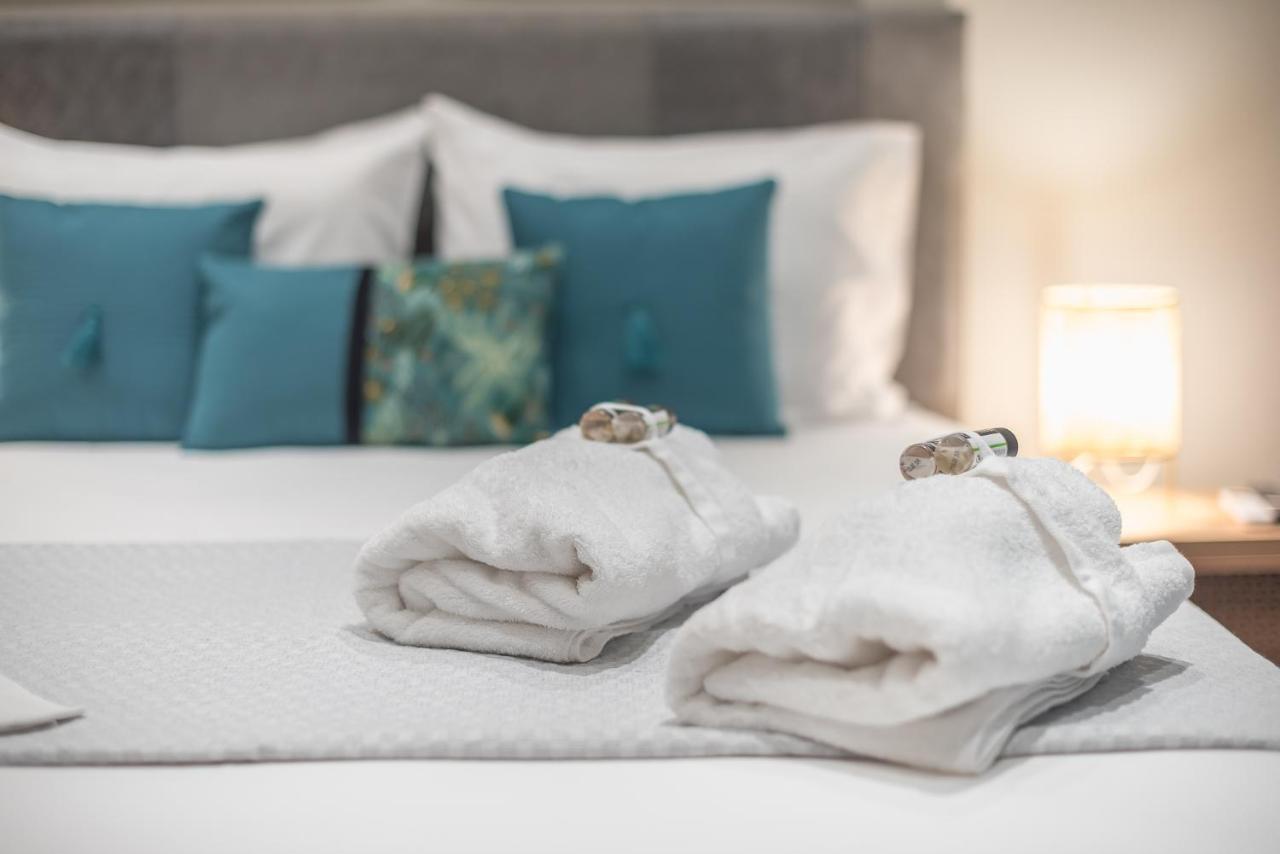 Elegant Mavili Suite By Cloudkeys Atenas Exterior foto